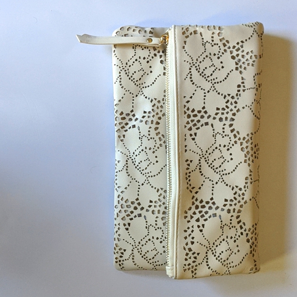 Urban Expressions Ivory Floral Cutout Clutch